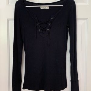 Abercrombie long sleeve, S